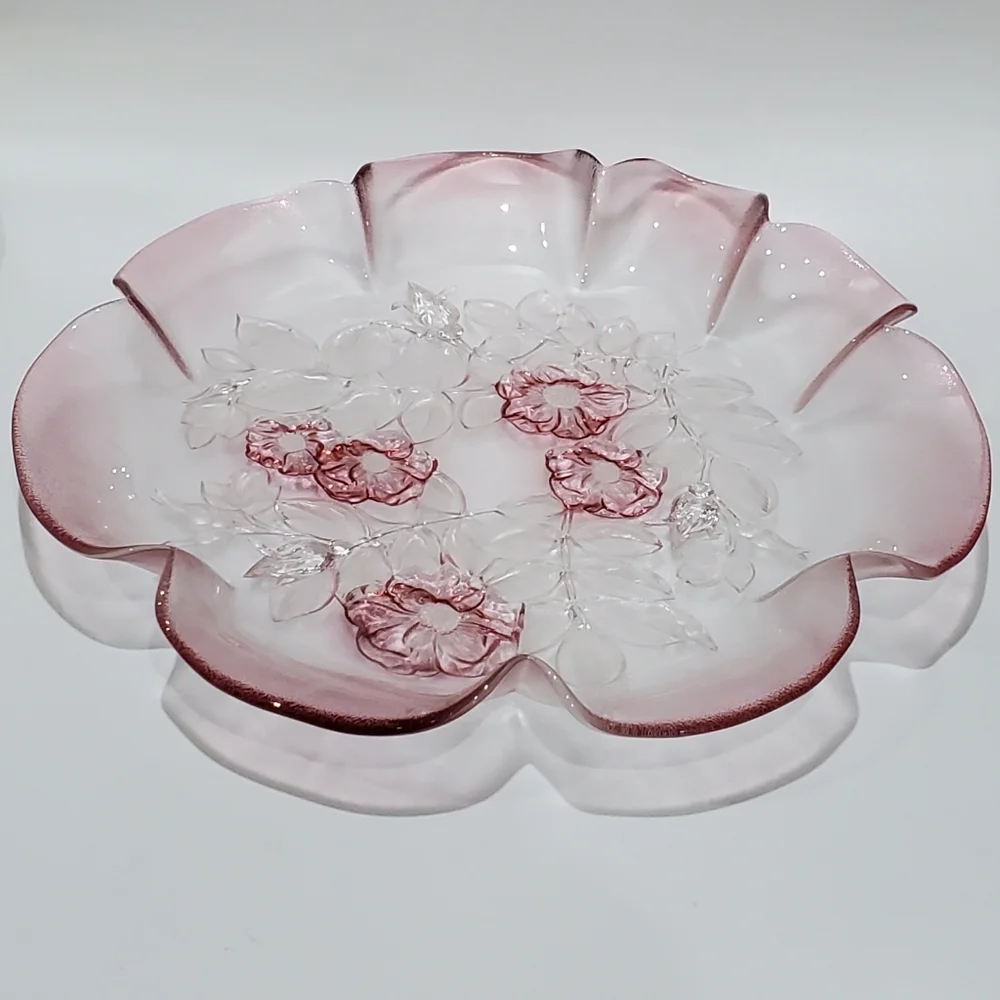 13" 🇩🇪 Crystal Pink Roses 3 Toed Ruffled Edge Satin Serving Platter by Mikasa - Picture 13 of 13
